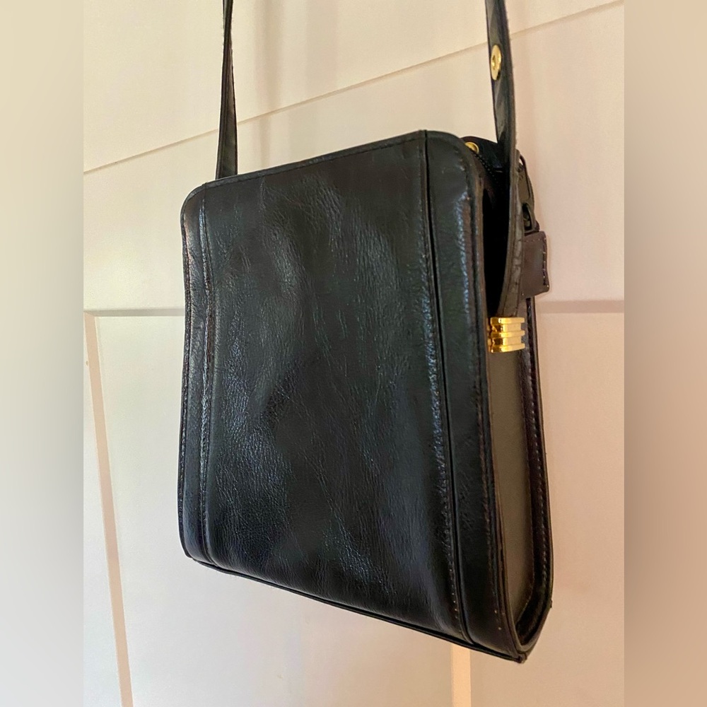 NWT black leather DIAMICCI leather cross-body